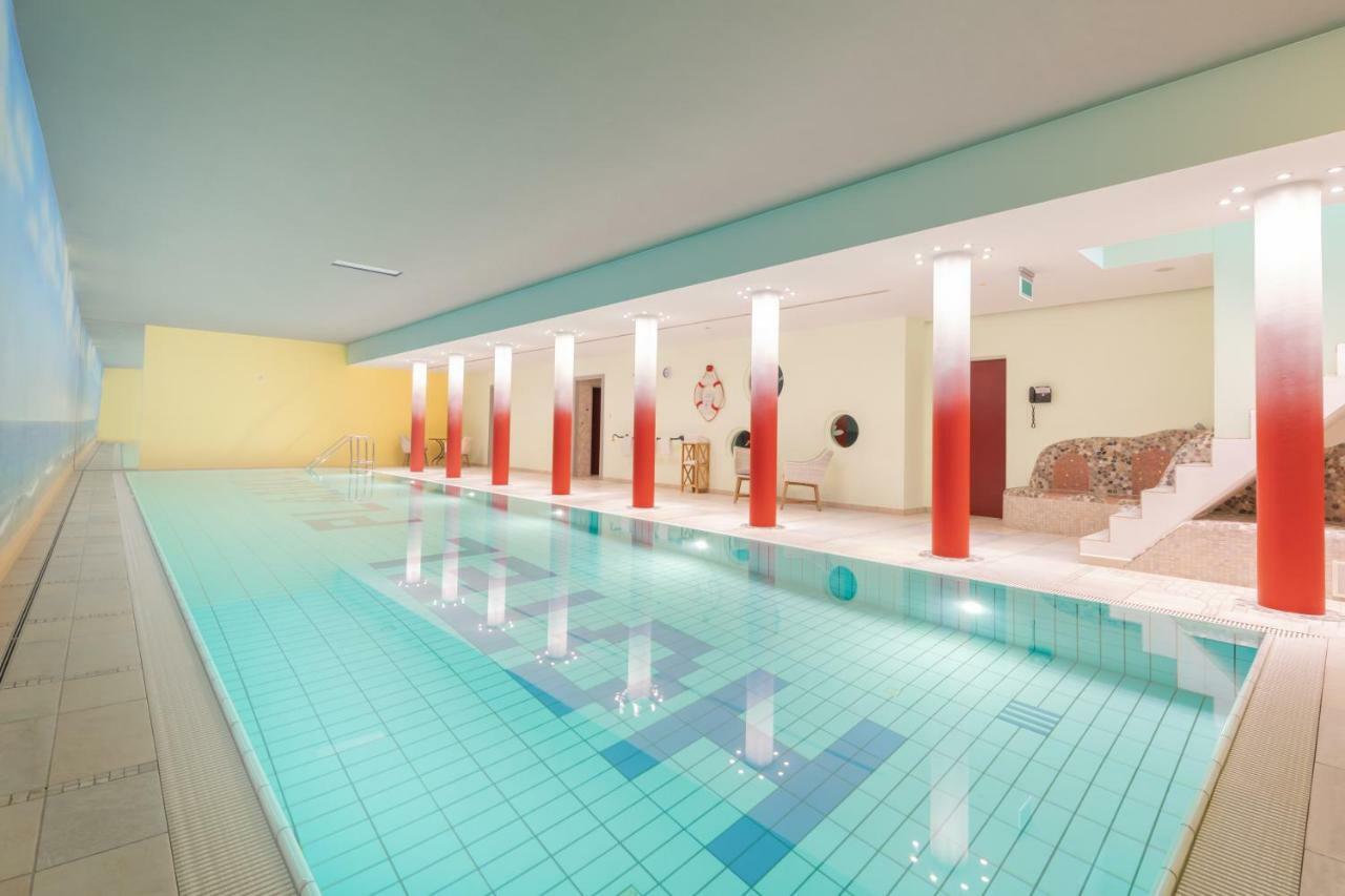 Koenig Ludwig Design Hotel Neu Zimmer Mit Sauna Oder Whirlpool Oder Mehr Altötting Exteriör bild